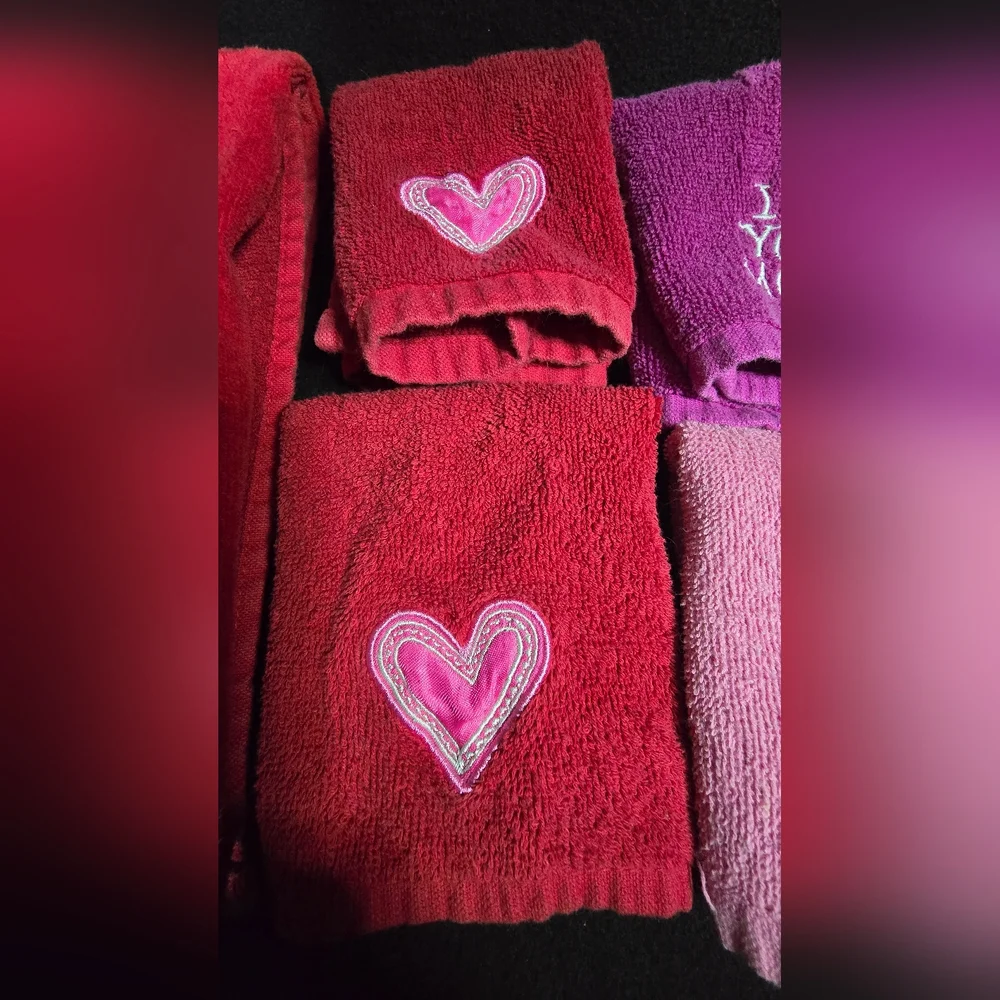 Target Red and Pink Valentine Hand Towel And Washcloths